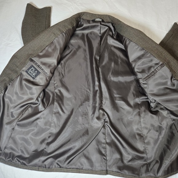 Jos A Bank 100% Wool Tag42S Houndstooth  Blazer Sport Coat  Measurements In Pics - Picture 4 of 15